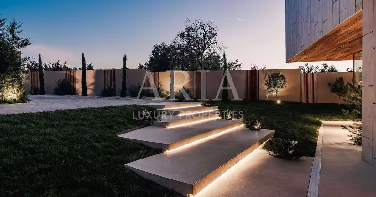 Casă individuală cu 8 camere în Snagov