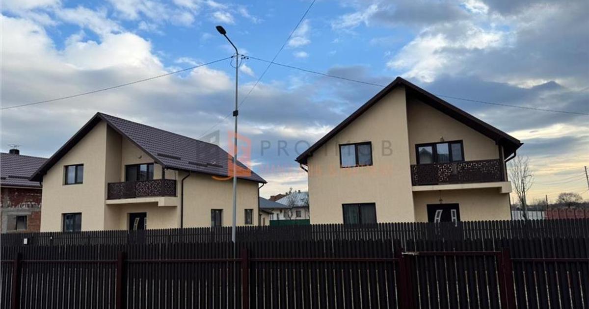 Casă individuală 175 mp cu 5 camere în Stâlpu