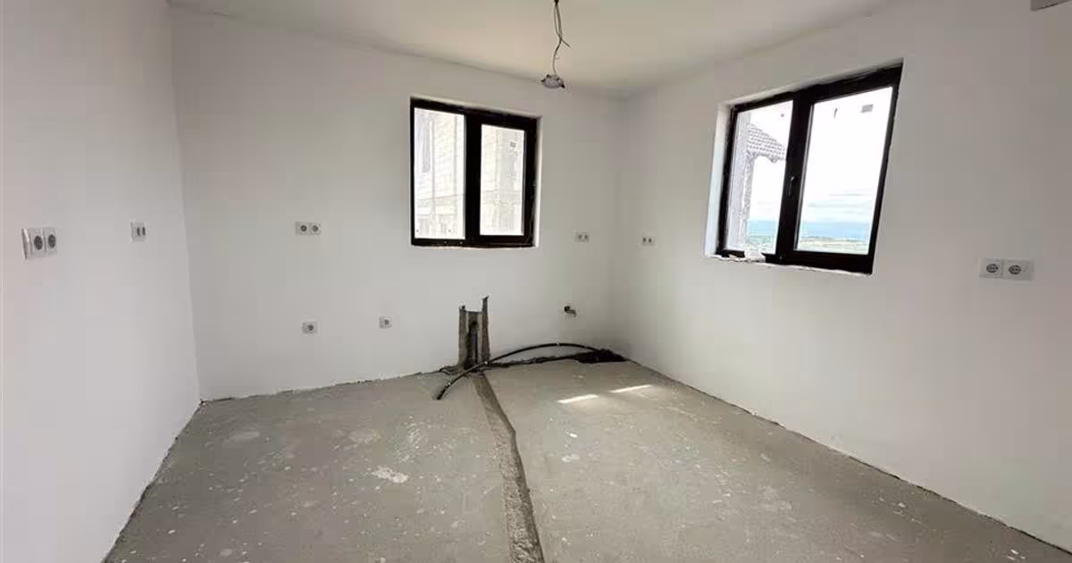 Casă individuală cu 4 camere în Șura Mare