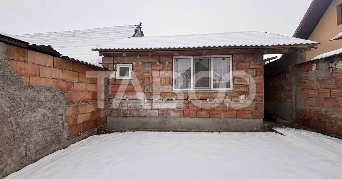 Casă individuală cu 3 camere în Șura Mare