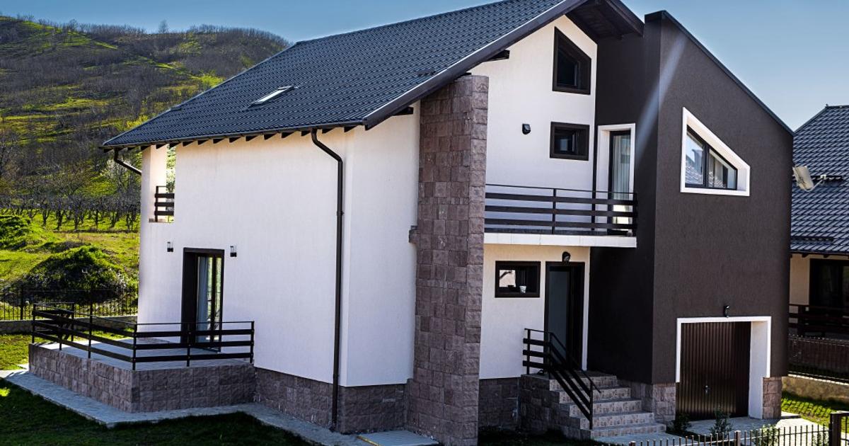 Casă individuală 190 mp cu 6 camere în zona Nord-Vest, Târgoviște