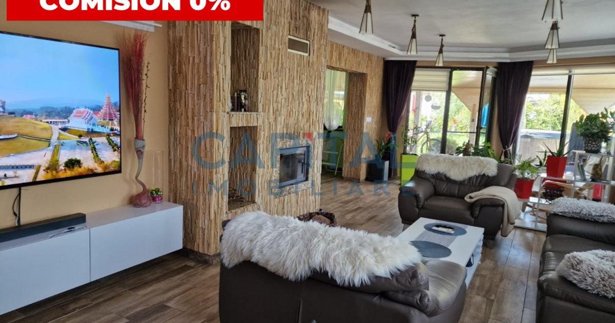 Casă individuală 420 mp cu 2 camere în zona Unirii, Târgu Mureș