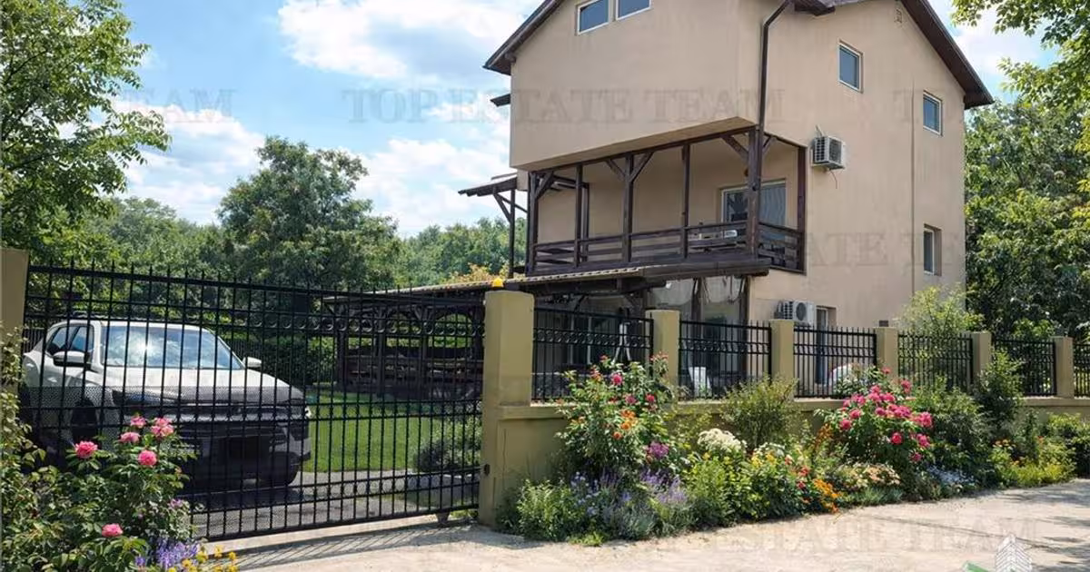 Casă individuală cu 5 camere în Tărtășești