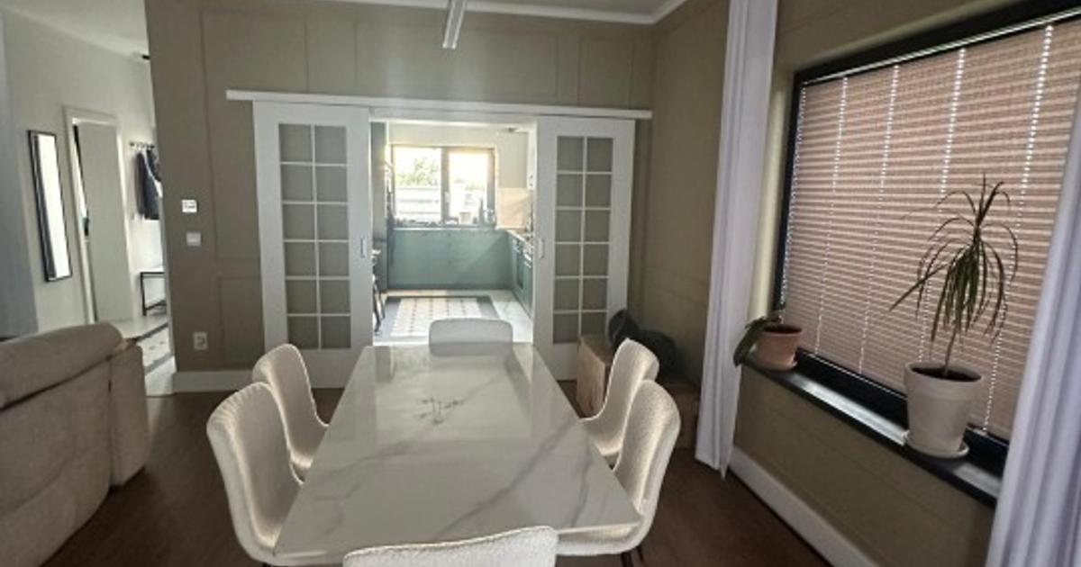 Casă individuală 128 mp cu 4 camere în Tomești