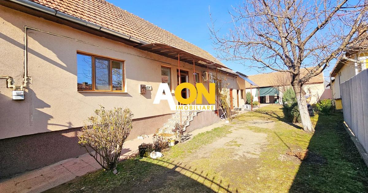 Casă individuală cu 4 camere în Totoi