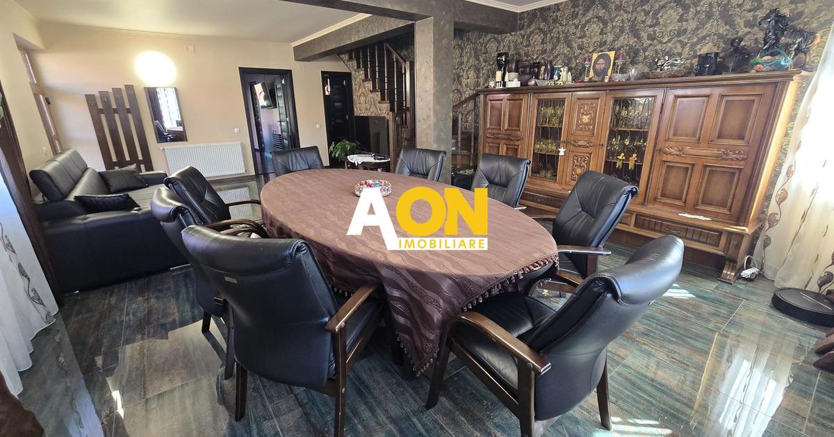 Casă individuală cu 5 camere în Totoi