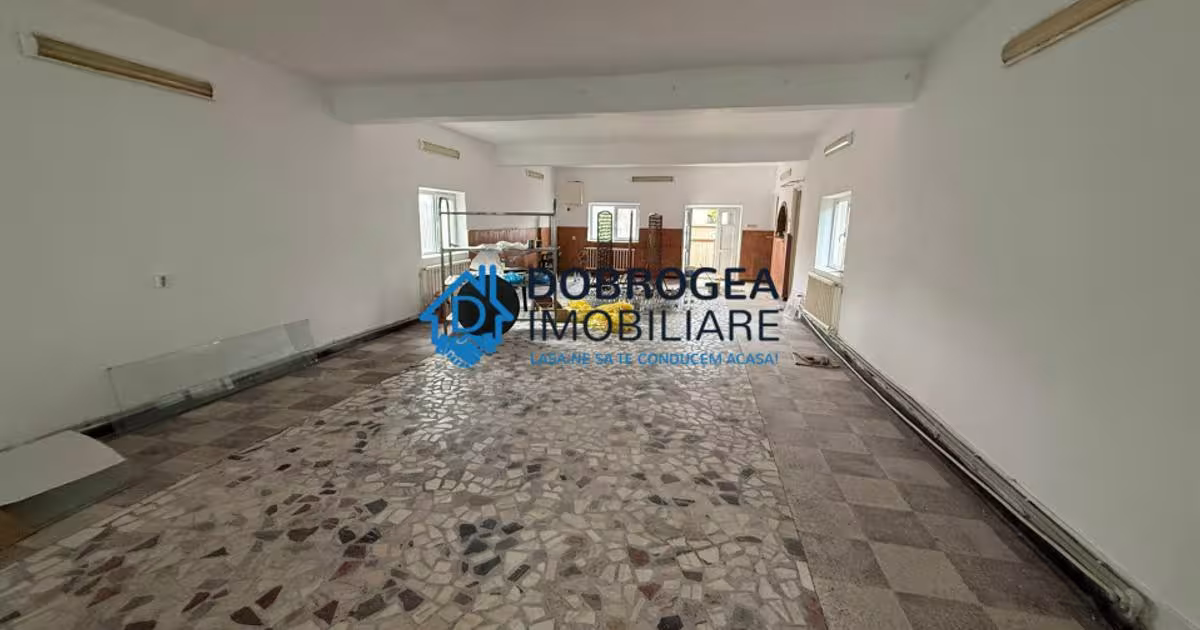 Casă individuală 358 mp cu 6 camere în zona E3, Tulcea