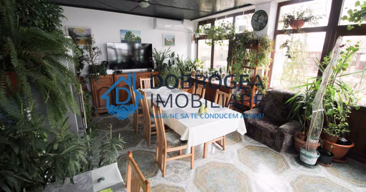 Casă individuală 250 mp cu 7 camere în zona Vest, Tulcea