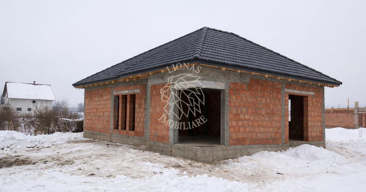 Casă individuală cu 4 camere în Unirea