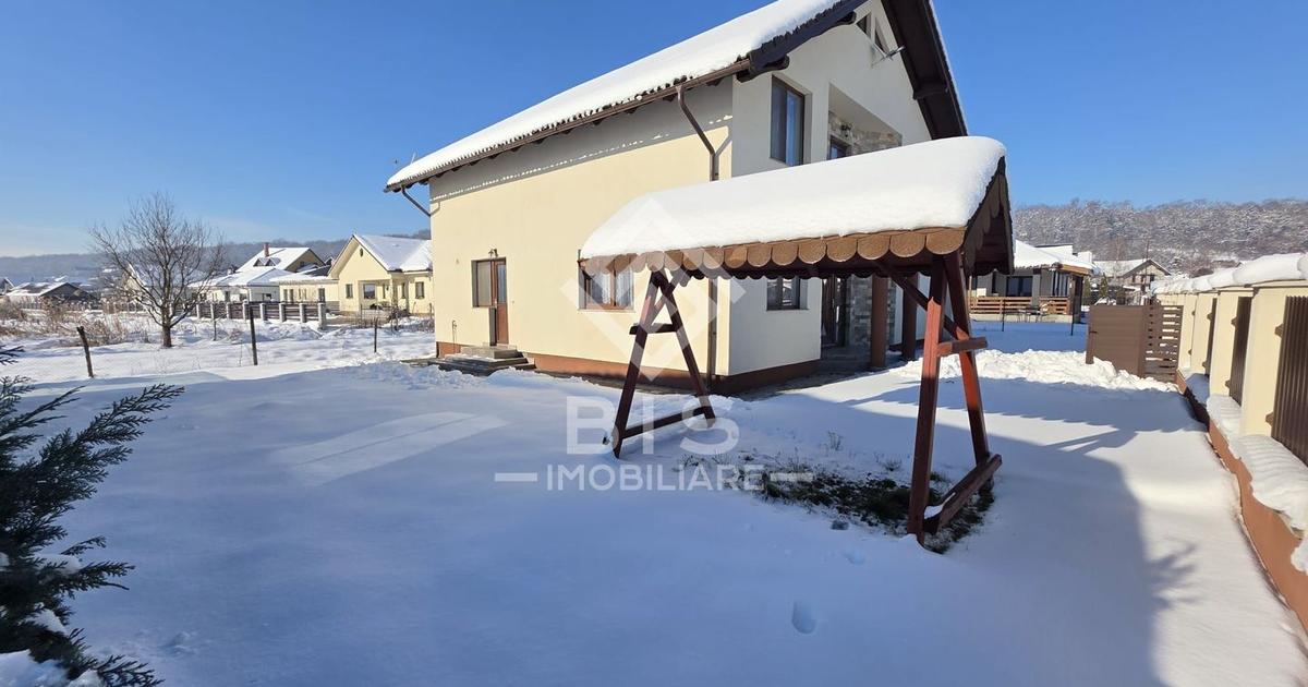 Casă individuală cu 5 camere în Unirea