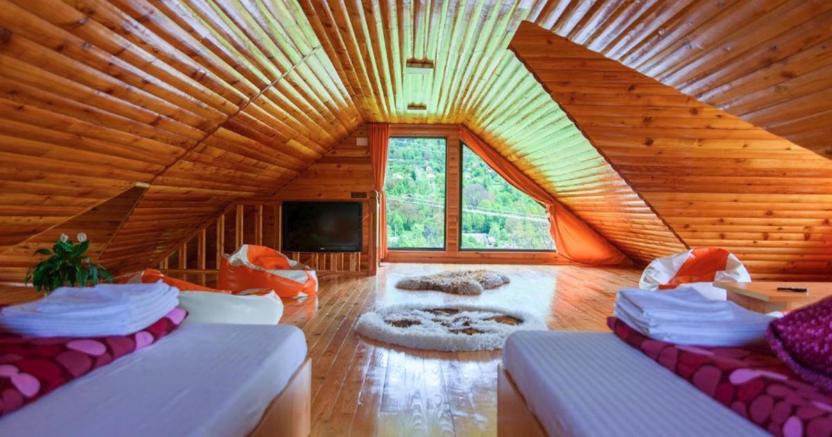 Casă individuală 267 mp cu 5 camere în Valea Doftanei