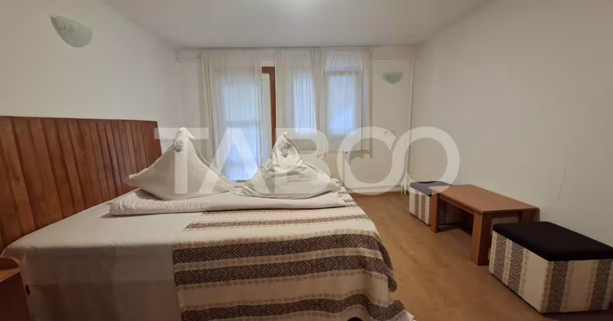 Casă individuală cu 29 camere în Valea Măceșului