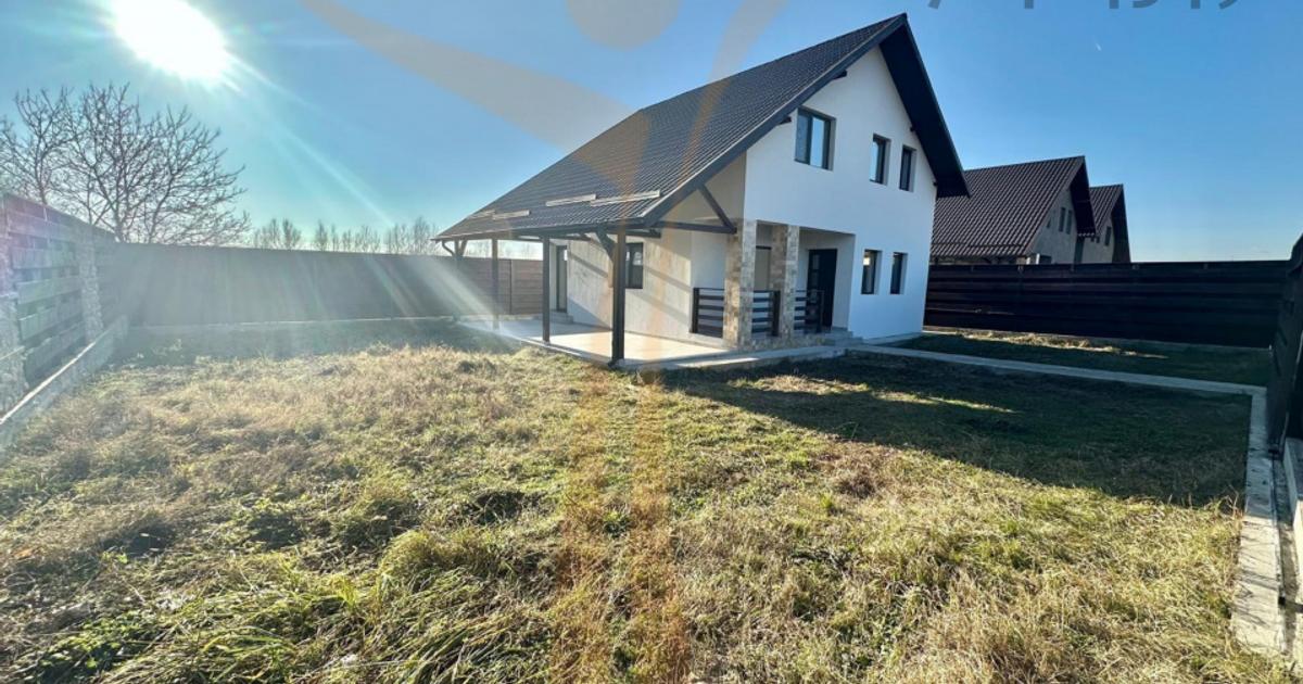 Casă individuală 120 mp cu 4 camere în Valea Voievozilor