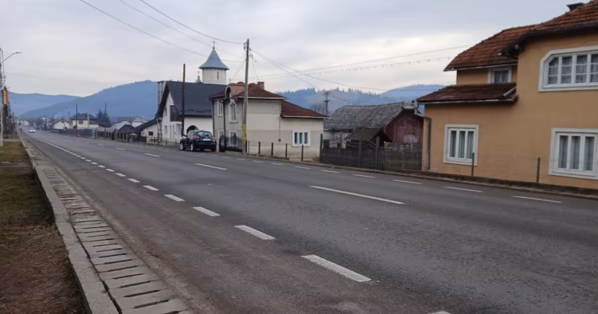 Casă individuală 75 mp cu 5 camere în Vama