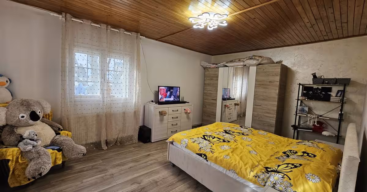 Casă individuală cu 4 camere în Vânători