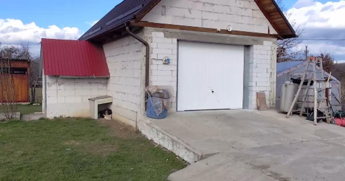 Casă individuală 160 mp cu 5 camere în Vărădia de Mureș