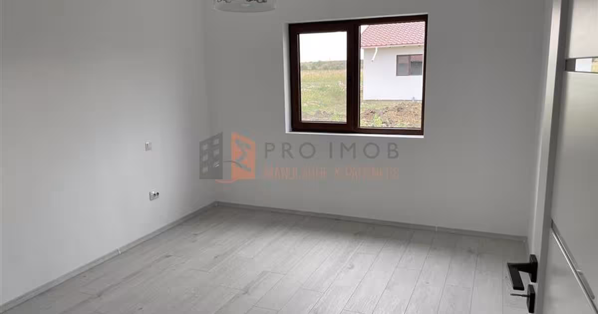 Casă individuală cu 3 camere în Vernești