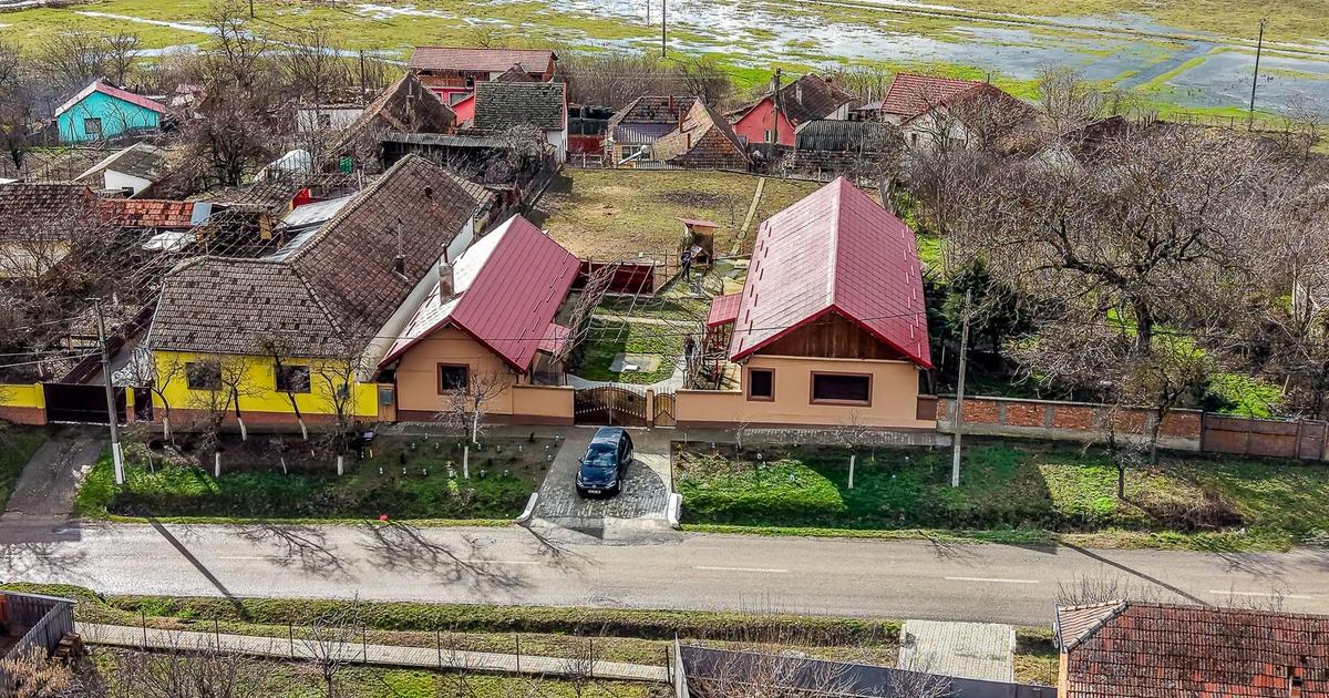 Casă individuală cu 3 camere în Vinga