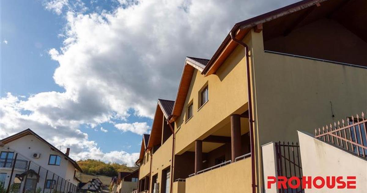 Duplex 250 mp cu 5 camere în zona Exterior Est, Bacău