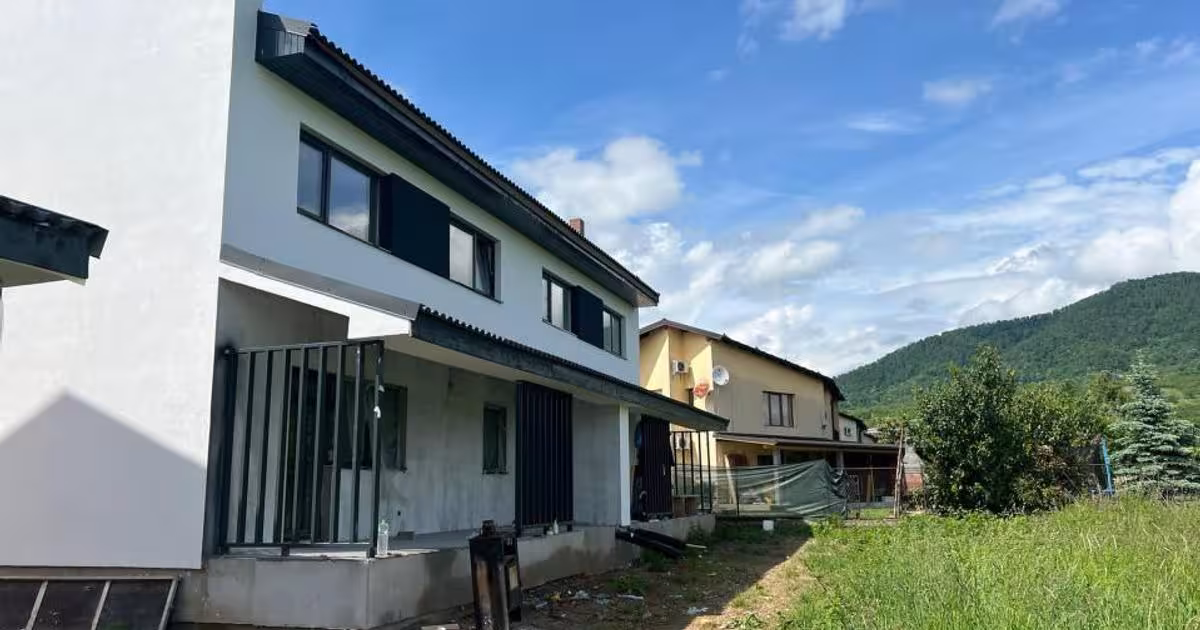 Duplex cu 5 camere în zona Vest, Baia Mare
