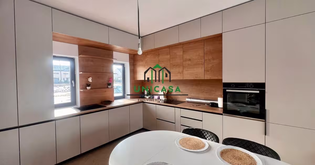 Duplex cu 3 camere în Bujoreni