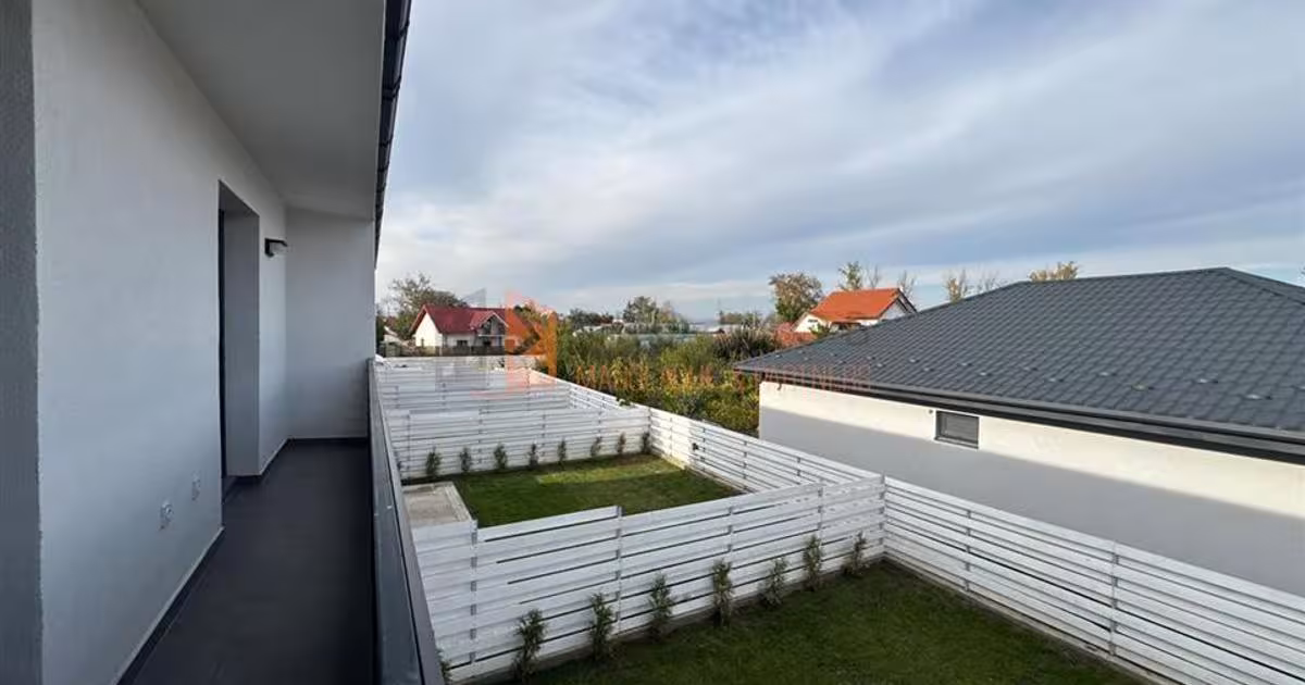 Duplex cu 4 camere în zona 1 Decembrie, Buzău