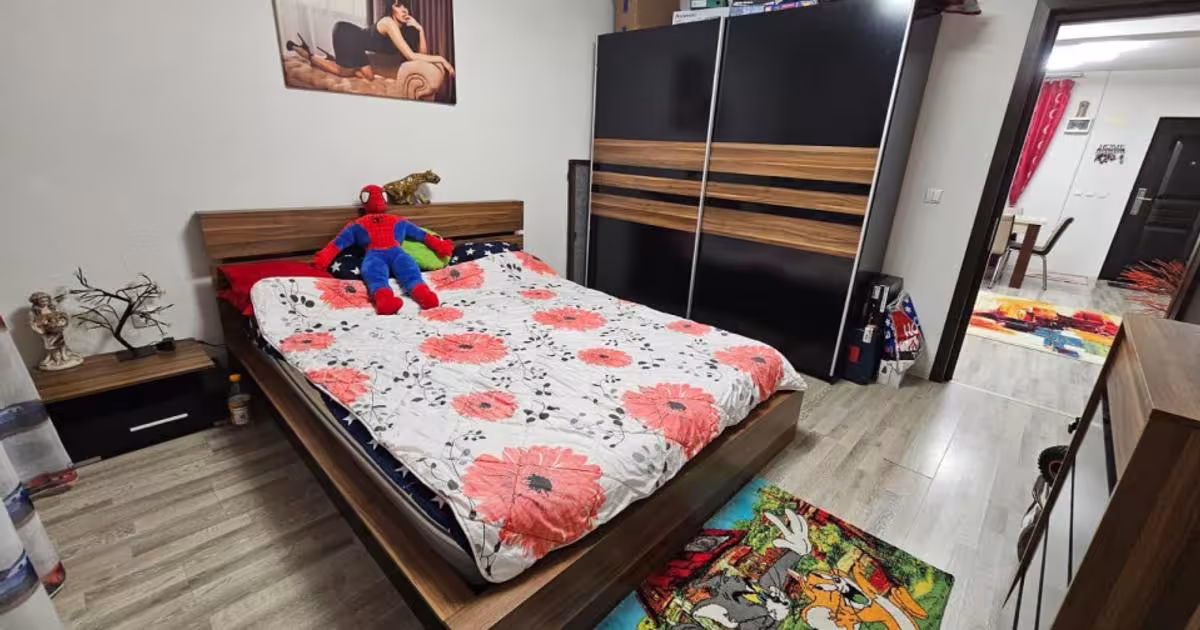 Duplex 83 mp cu 3 camere în zona Lascăr Catargiu, Craiova