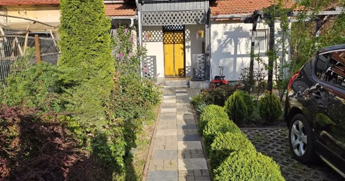 Duplex 85 mp cu 2 camere în zona Casa Cărții, Giurgiu