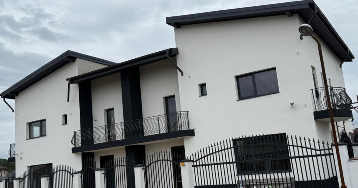 Duplex 215 mp cu 6 camere în Joița