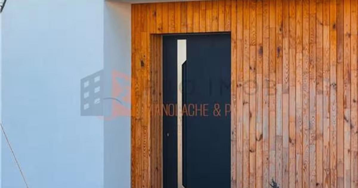 Duplex 140 mp cu 4 camere în Mărăcineni