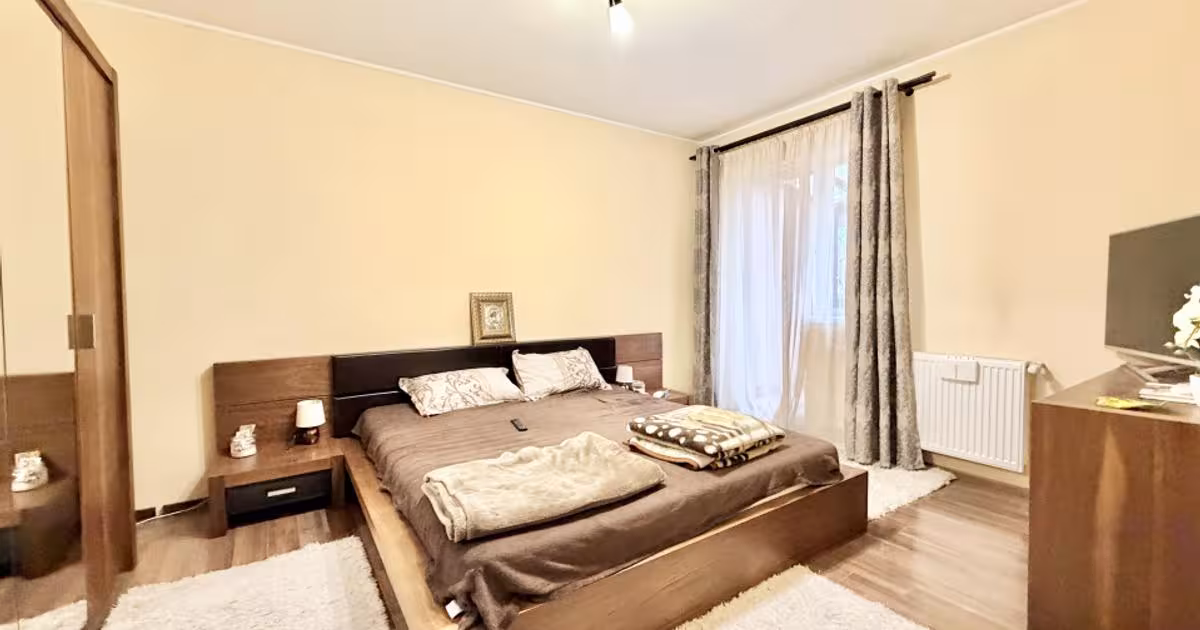 Duplex 200 mp cu 4 camere în Moșnița Nouă
