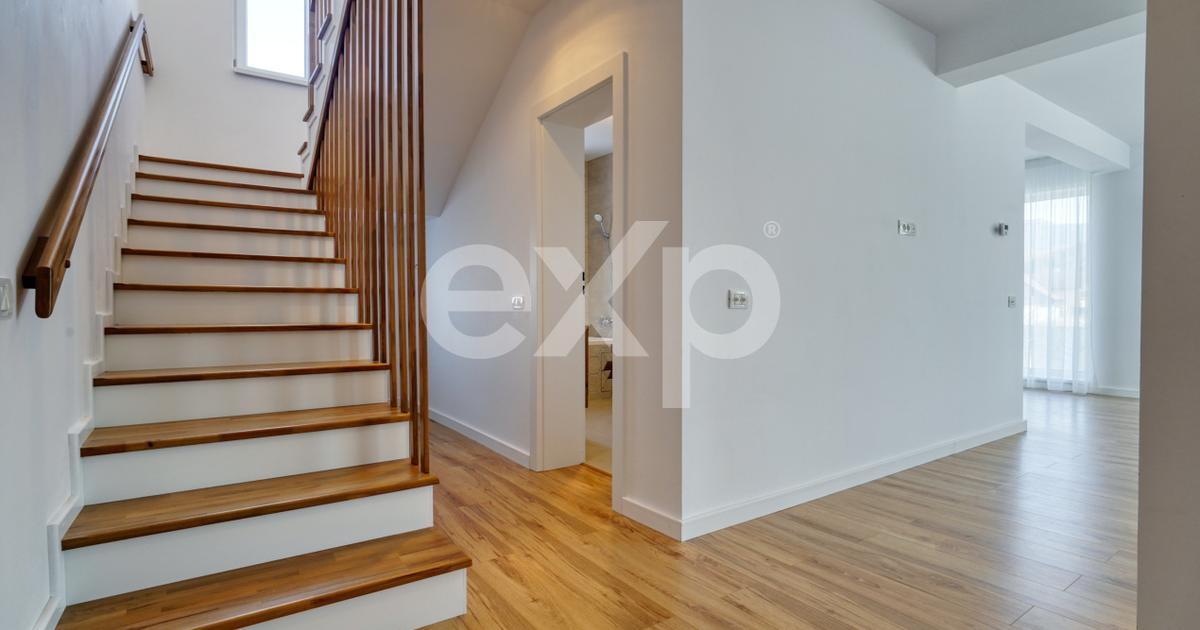 Duplex cu 4 camere în Râșnov