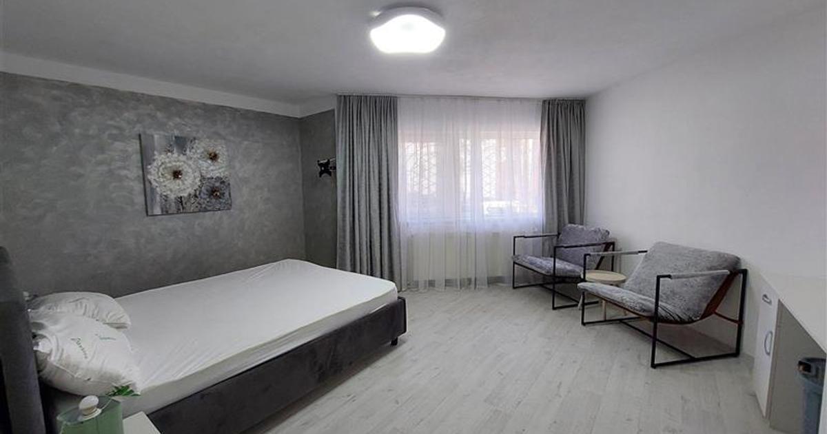 Garsonieră decomandată în zona Central, Arad