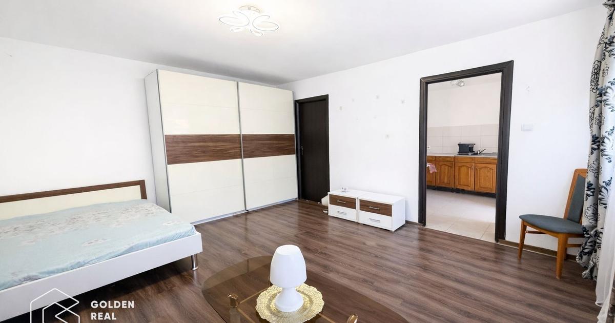 Garsonieră semidecomandată în zona Ultracentral, Arad