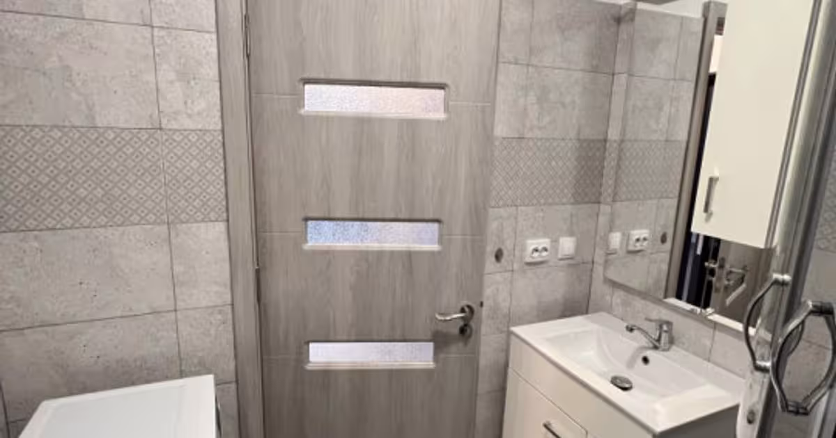 Garsonieră decomandată în zona Mioriței, Bacău