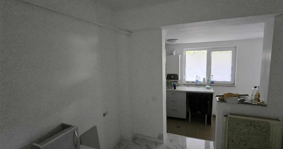 Garsonieră decomandată în zona Apollo, Brăila