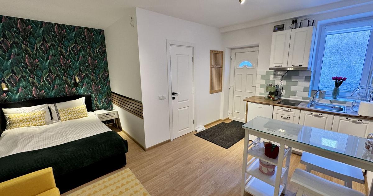 Garsonieră decomandată în zona Blumăna, Brașov