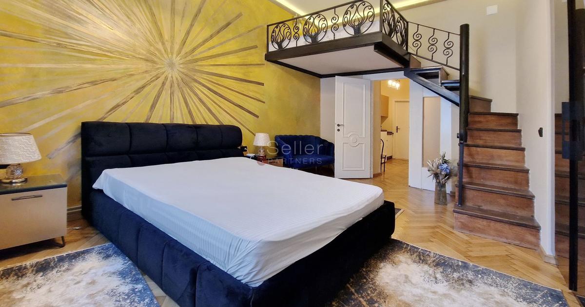 Garsonieră decomandată în zona Central, Brașov