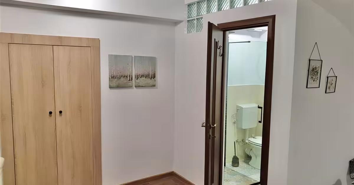 Garsonieră semidecomandată în zona Central, Brașov