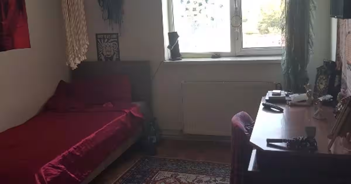 Garsonieră decomandată în zona Craiter, Brașov