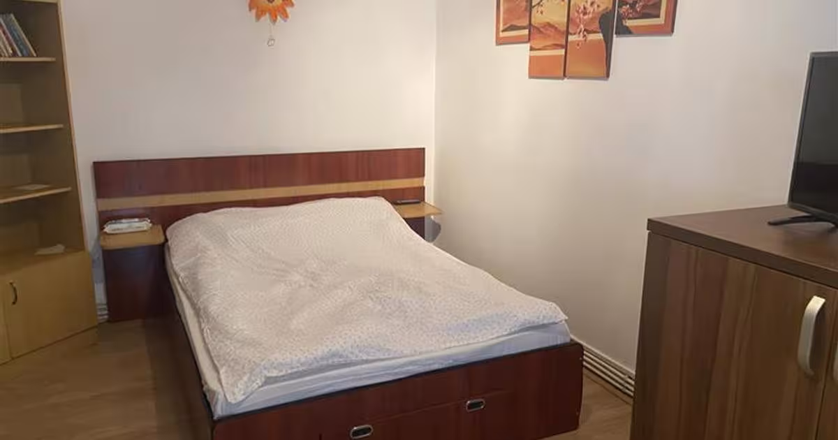Garsonieră decomandată în zona Brăilei, Focșani