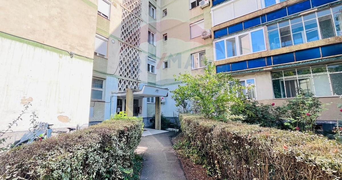 Garsonieră nedecomandată în zona Rogerius, Oradea