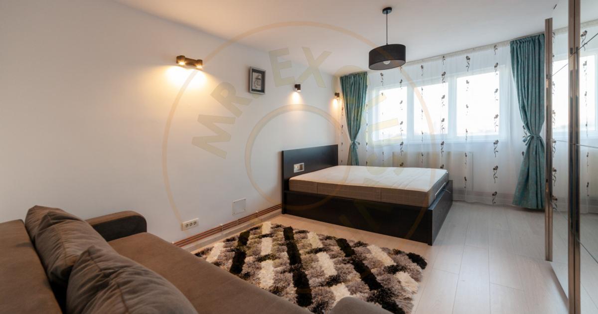 Garsonieră decomandată în zona Găvana 2, Pitești preț 1.500 $ / lună