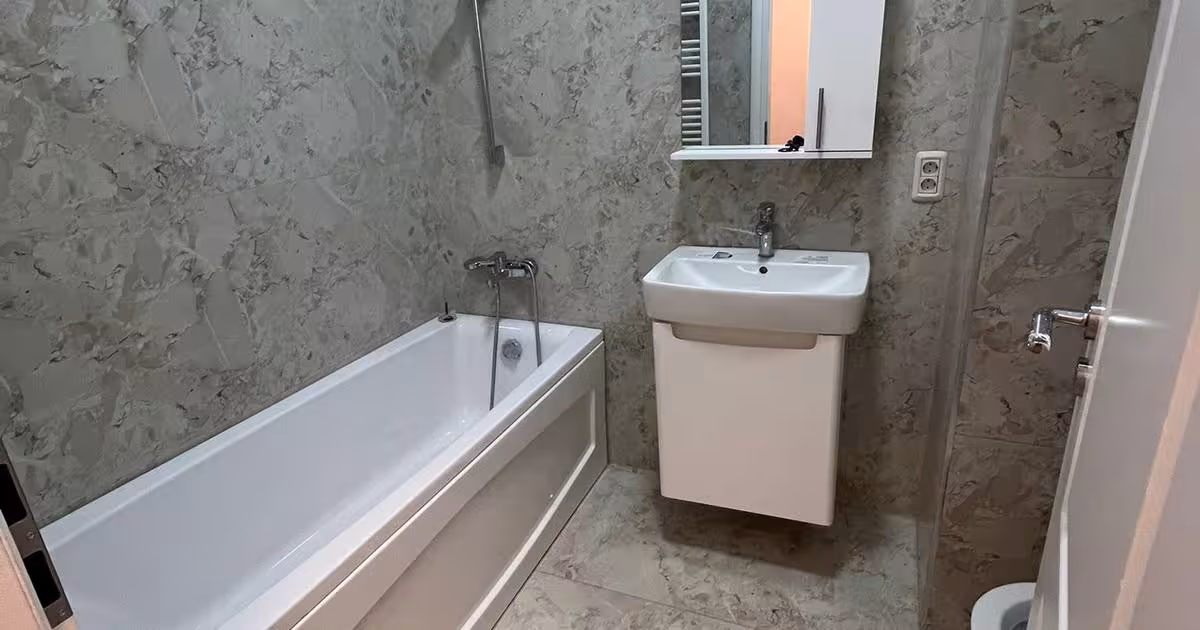 Garsonieră decomandată în zona 13 Septembrie, Sector 5