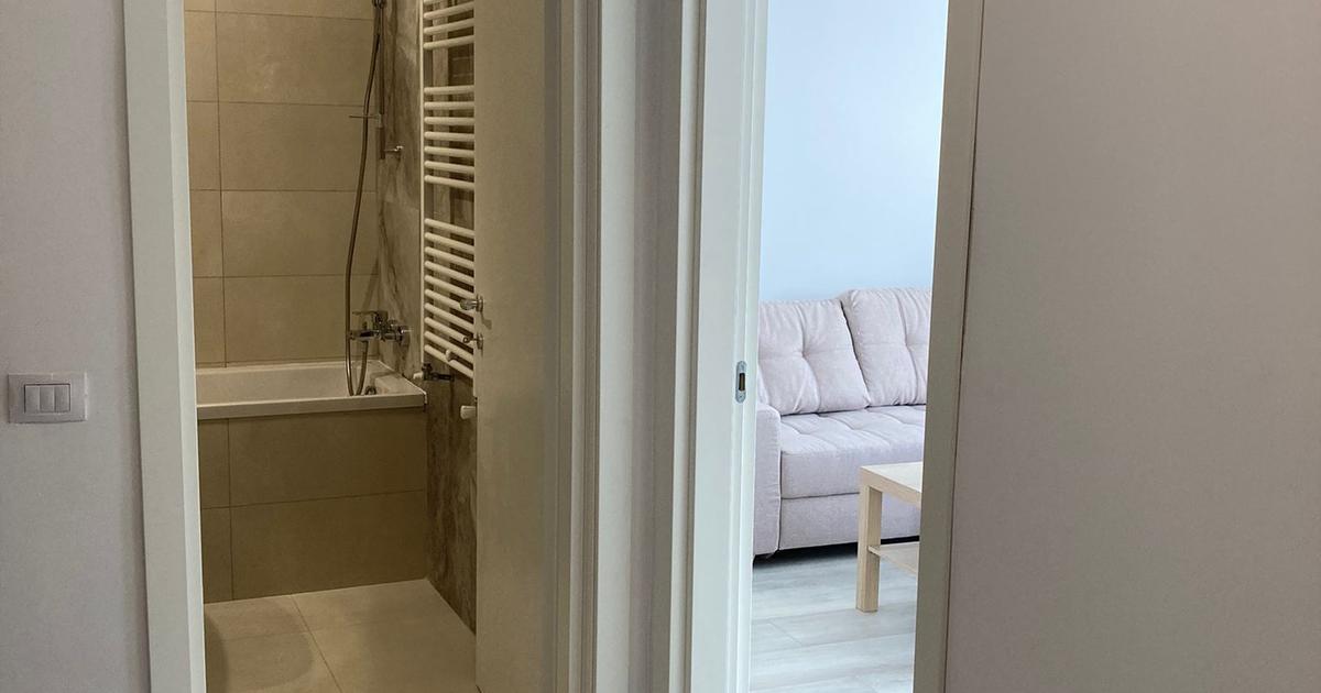 Garsonieră semidecomandată în zona Grozăvești, Sector 6