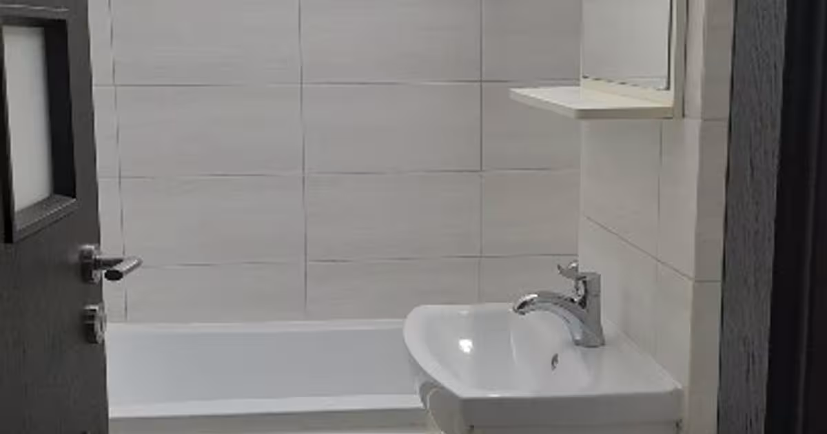 Garsonieră decomandată în zona Gară, Slatina