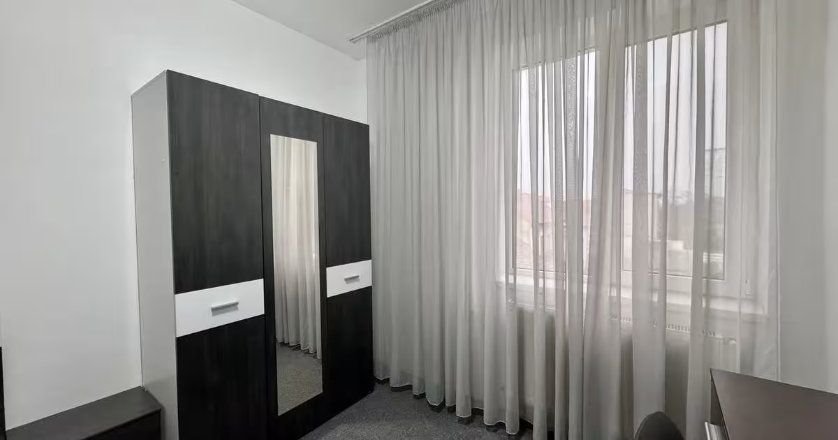 Garsonieră decomandată în zona Complex Studențesc, Timișoara