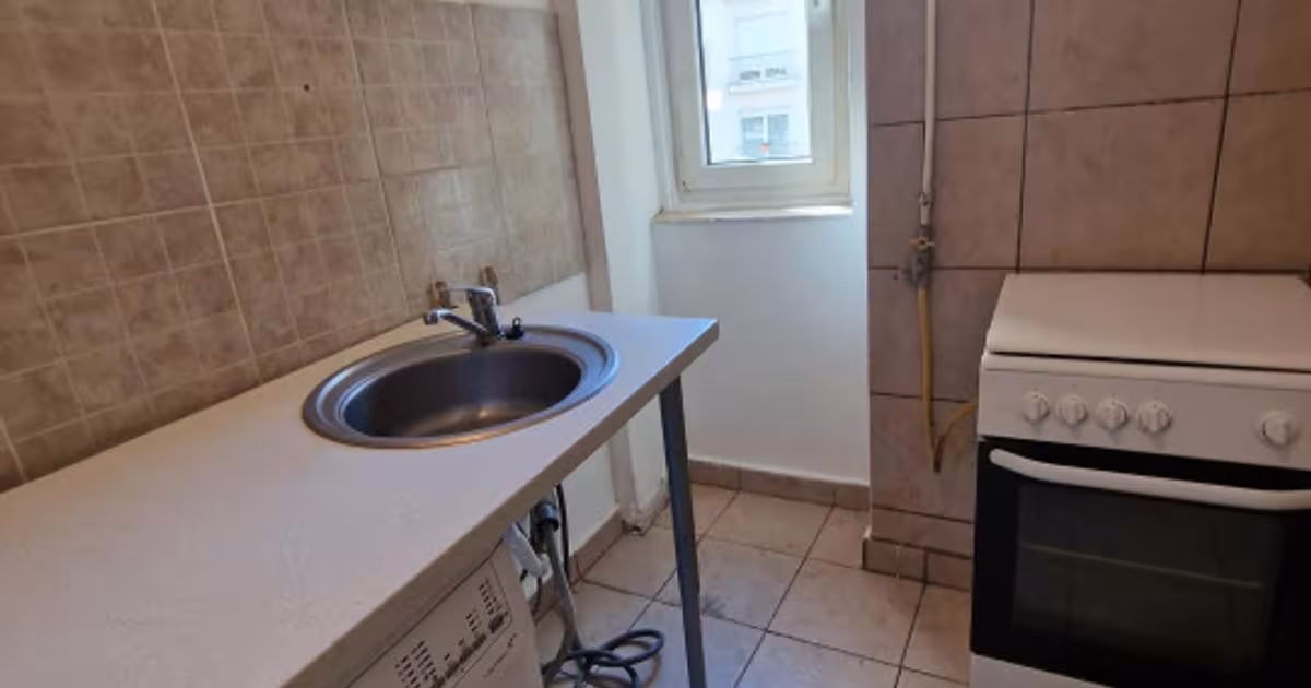 Garsonieră semidecomandată în zona P-ța Romană, Ultracentral