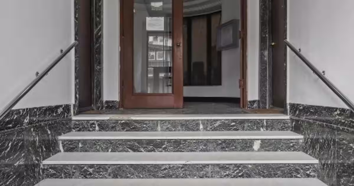 Garsonieră semidecomandată în zona Universitate, Ultracentral