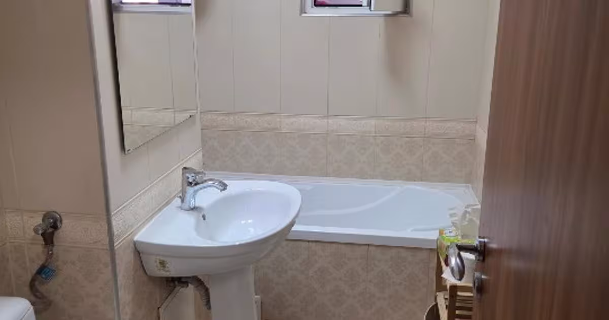 Garsonieră decomandată în zona Universitate, Ultracentral